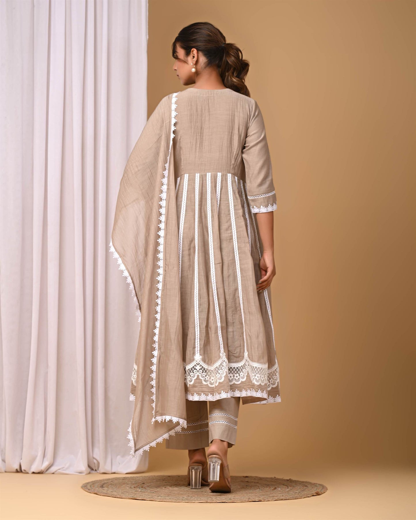 Beige Kalidar