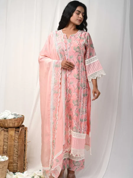 Gulabik Peach Printed Suit Set