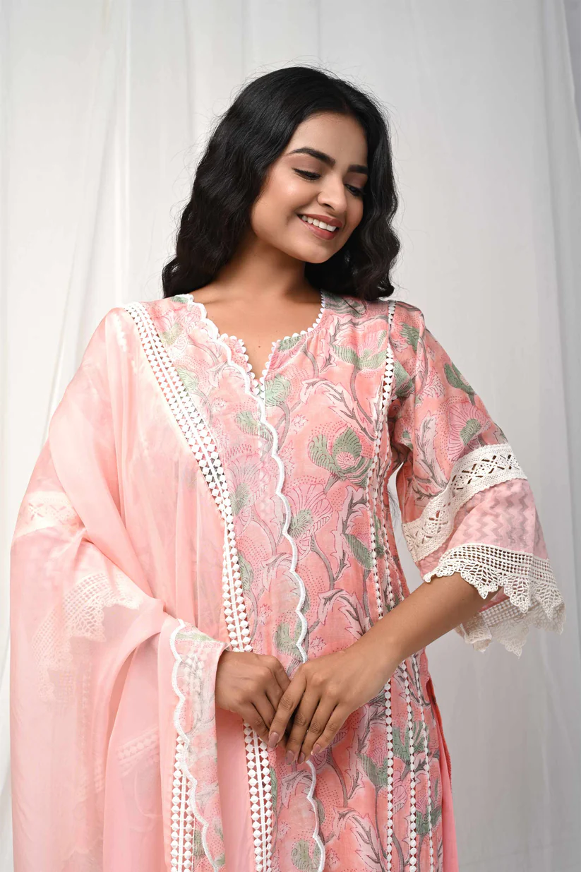 Gulabik Peach Printed Suit Set