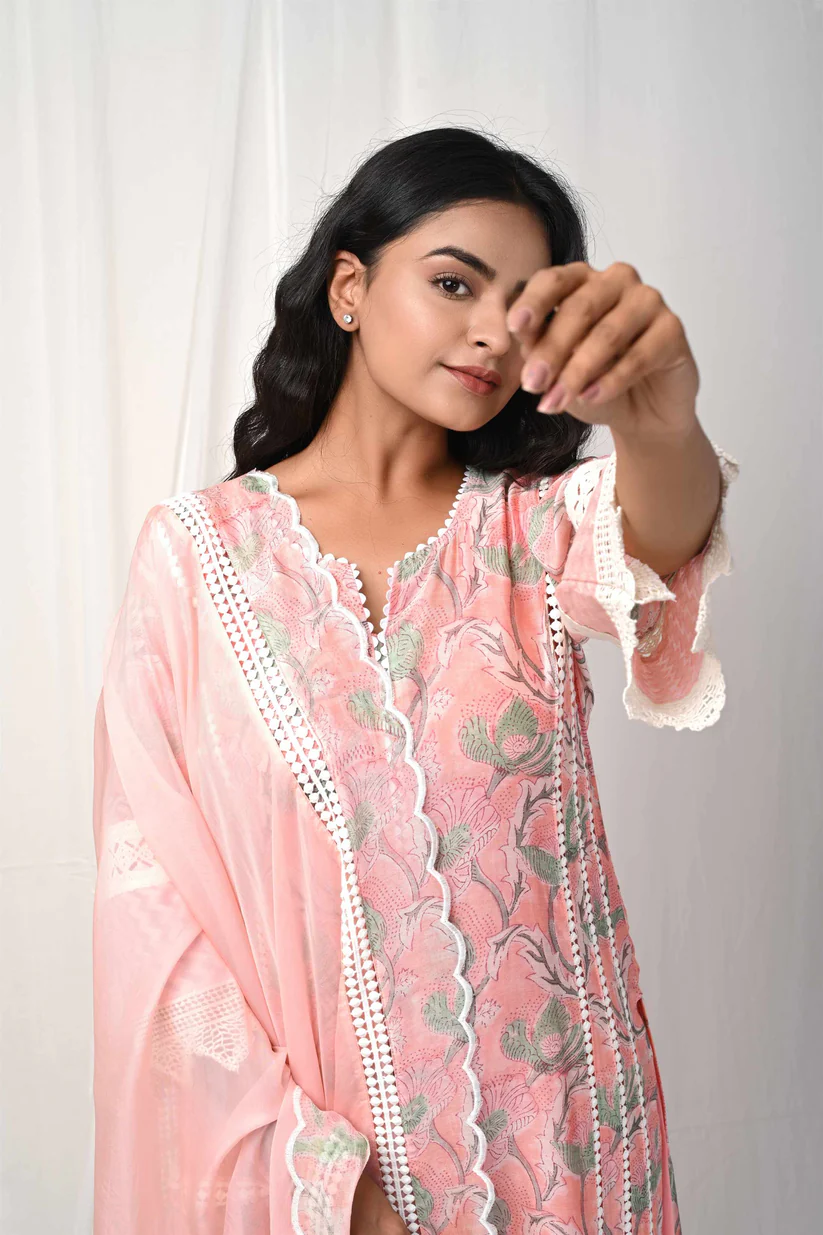 Gulabik Peach Printed Suit Set