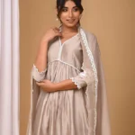 Gulabik Beige Front Gather Suit Set