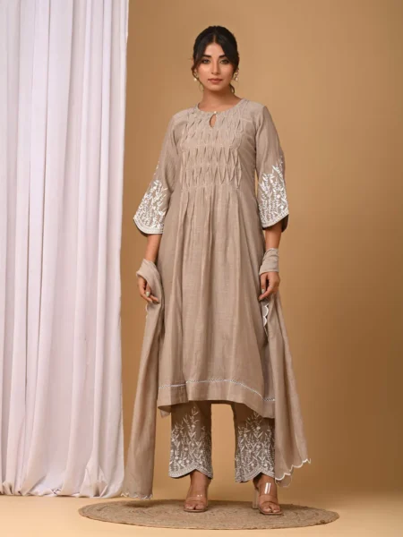 Gulabik Warm Walnut Suit Set