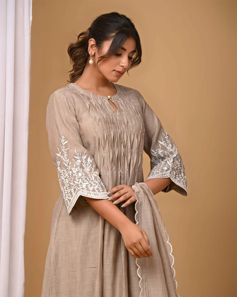 Gulabik Warm Walnut Suit Set