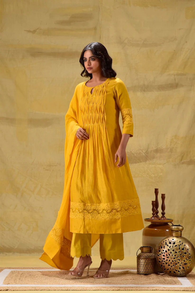 Gulabik Deep Gold Lace Set