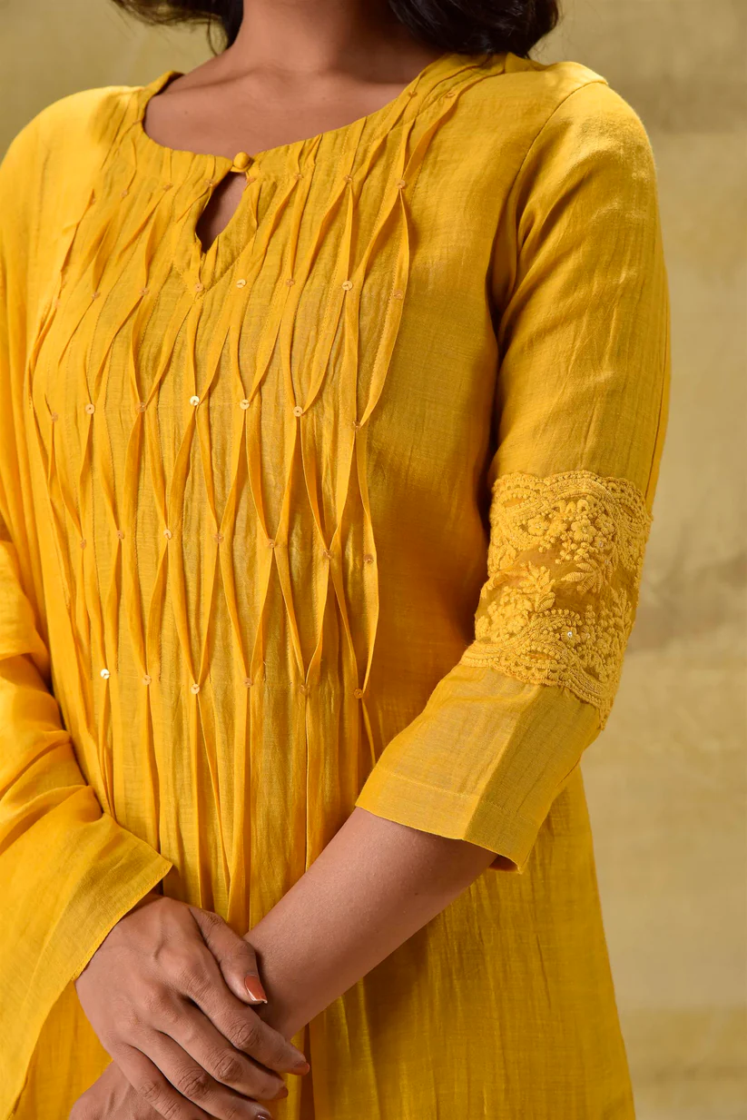 Gulabik Deep Gold Lace Set