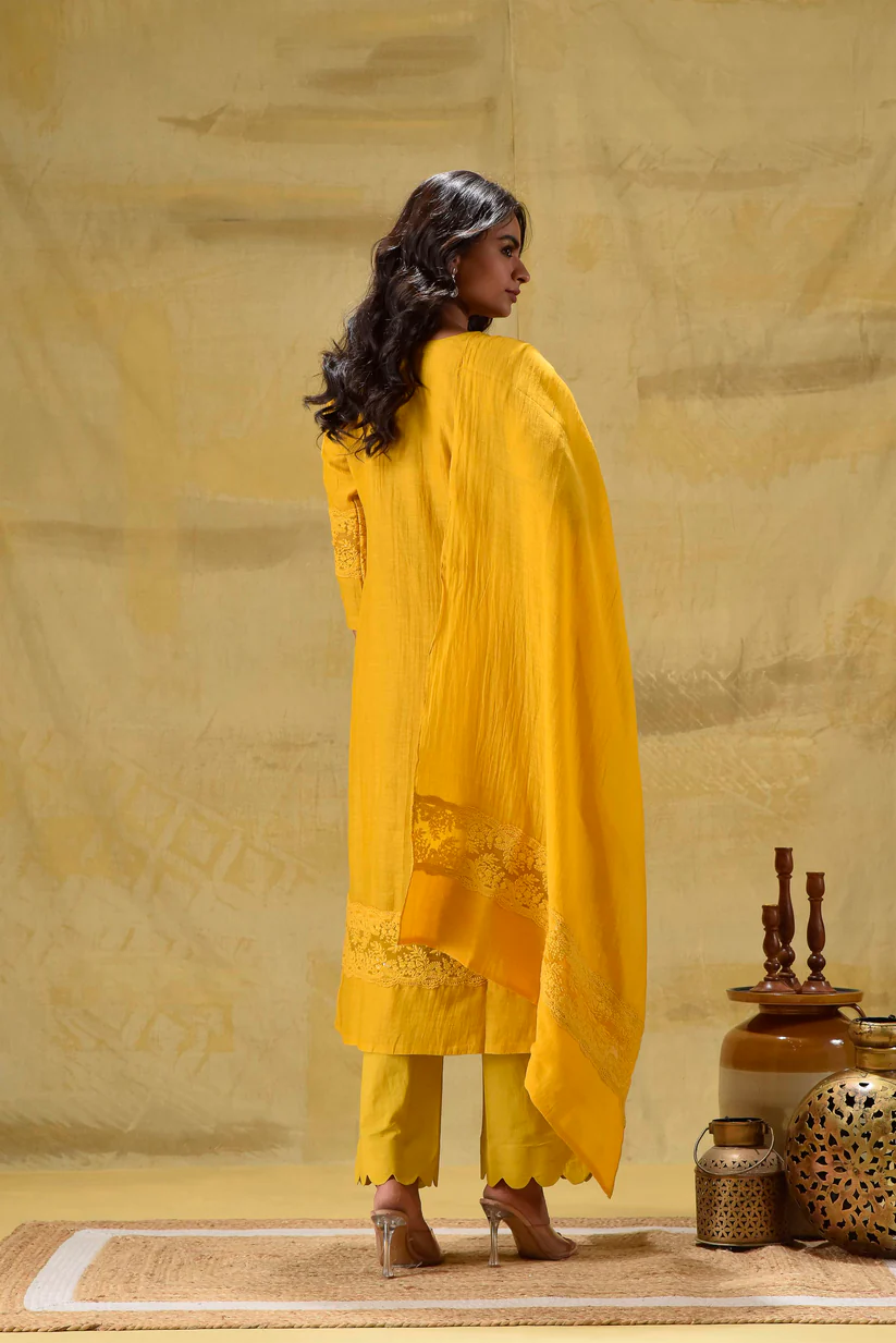 Gulabik Deep Gold Lace Set