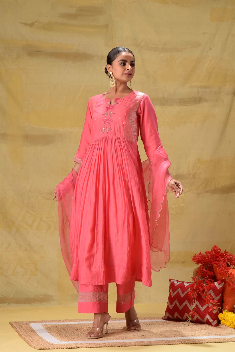 Shop Primary Image Shop Primary Image