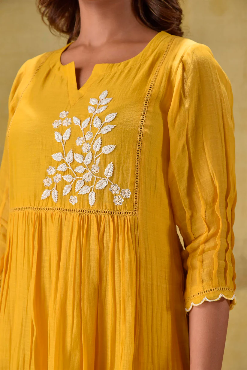 Gulabik Ambar - Deep Gold Suit Set