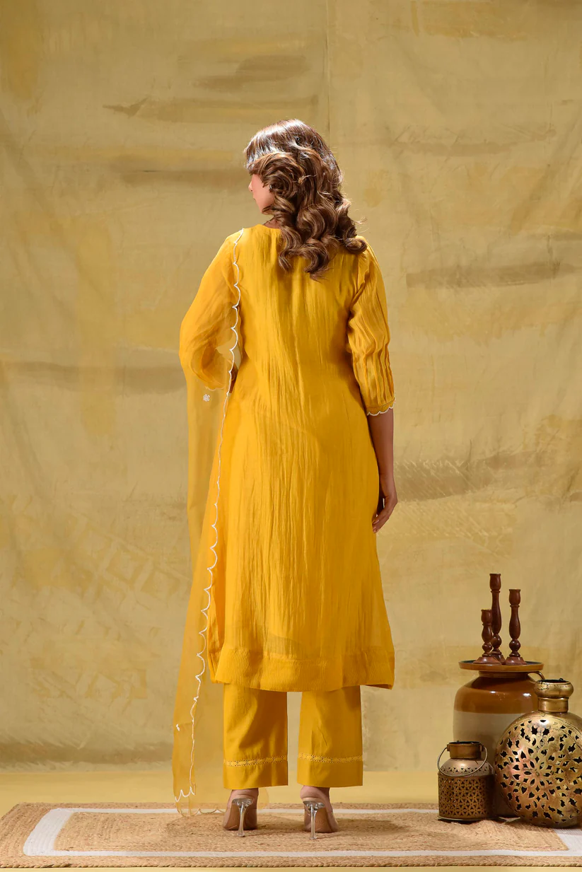 Gulabik Ambar - Deep Gold Suit Set
