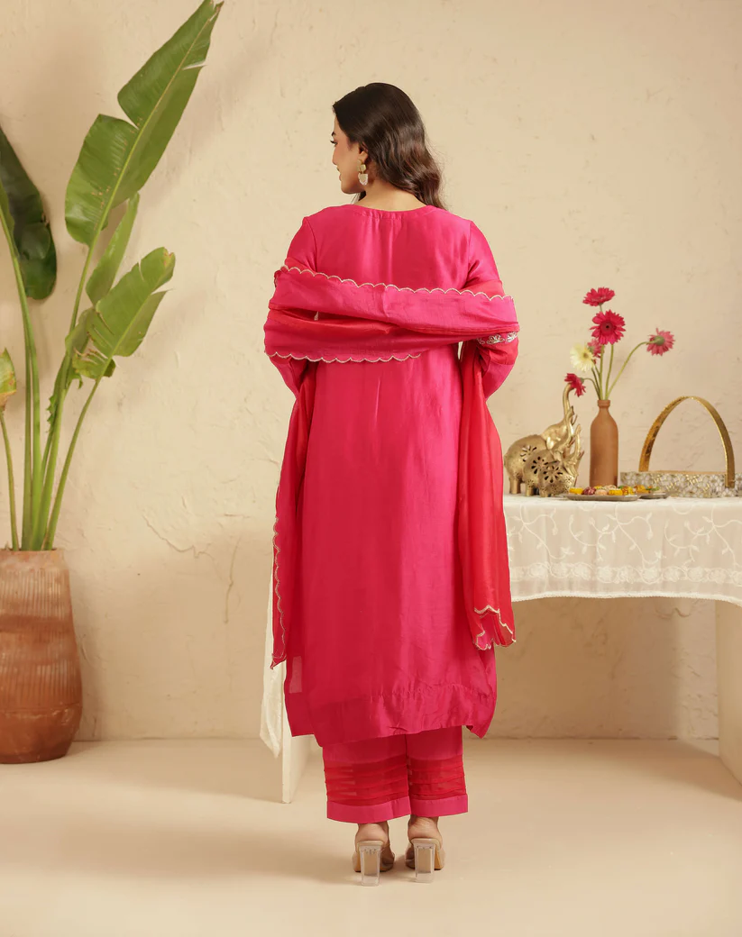 Gulabik Rani Cut Dana Suit Set with Red Dupatta