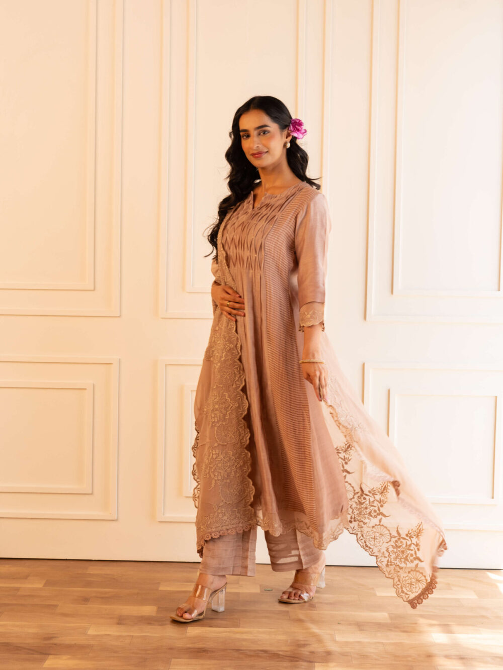 Gulabik Kanak Suit Set - Champagne