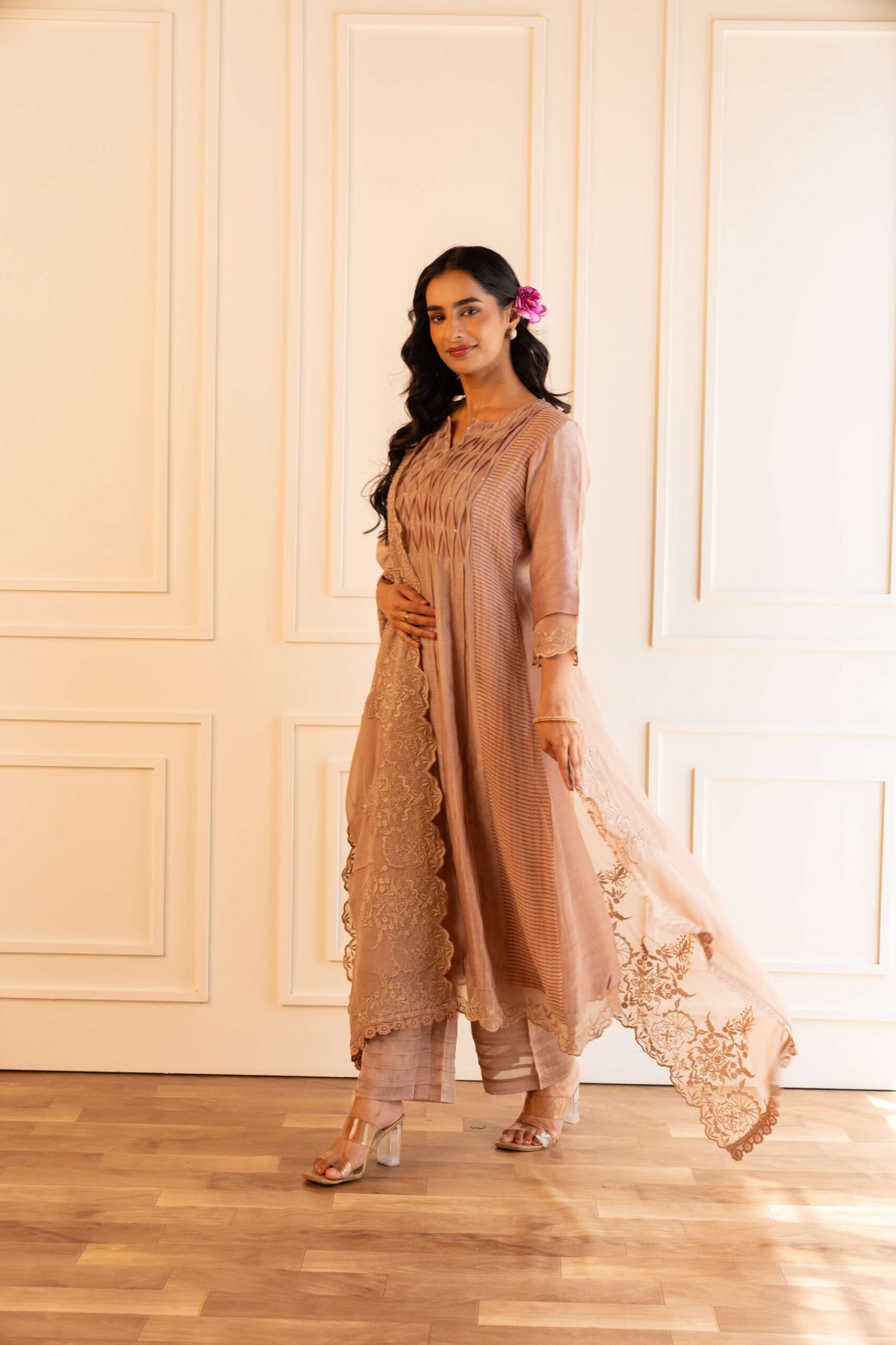 Gulabik Kanak Suit Set - Champagne